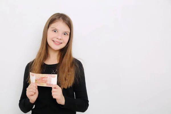 Orosz Tini Lány Gazdaság 5000 Rubel Ezer Rubel Készpénz Pénz — Stock Fotó