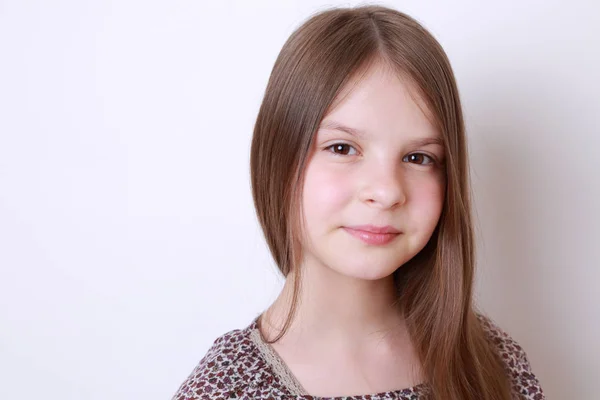 Adolescent Fille Studio Portrait — Photo