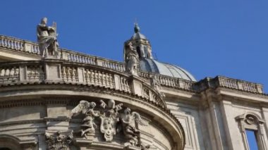 Roma, İtalya - 17 Nisan 2019: Santa Maria Maggiore (AzizE Meryem Ana Kilisesi) Papalık Bazilikası, Piazza dell'Esquilino'daki en büyük Katolik Marian kilisesidir.
