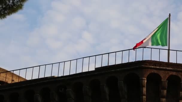 Итальянский Национальный Флаг Рима — стоковое видео