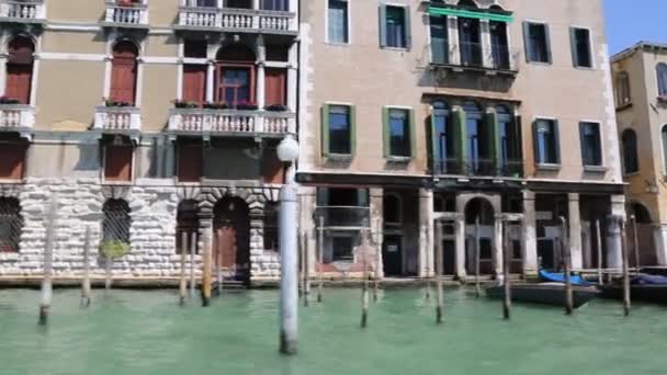 Venice Olaszország Április 2019 Kilátás Vízibusz Vaporetto Csatorna Csónak Gőzhajó — Stock videók