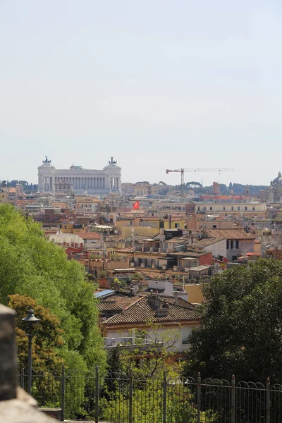 古代ローマ建築 イタリア文化 モニュメントの有名なランドマークのパノラマビューを望む旧市街中心部のトップビュー 歴史的なローマ イタリア — ストック写真