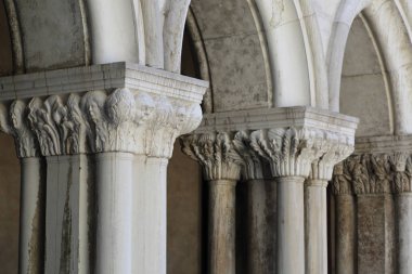 Venedik, İtalya - 20 Nisan 2019: Doge Palace'ın dış detayları (dış).