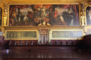 Venedik, Veneto, İtalya - 20 Nisan 2019: Doge Palace'ın iç mekanındaki sanat detayları (Palace Ducale).