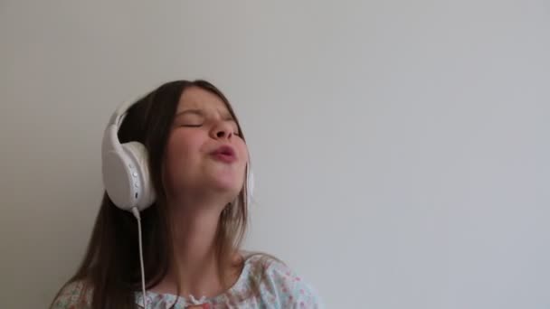 Adolescente Est Écouter Musique Chanter — Video