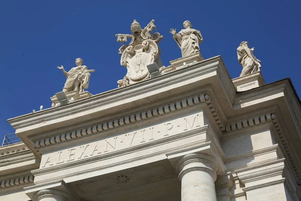 Statyer Petersplatsen Vatikanen Rom Italien — Stockfoto