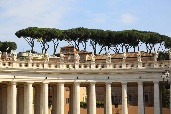 Vatikan Daki Peter Meydanı Ndaki Heykeller Roma Talya — Stok fotoğraf