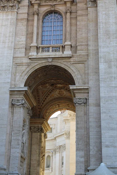 Vaticano Roma Itália Abril 2019 Detalhes Arte Sobre Edifícios Exteriores — Fotografia de Stock