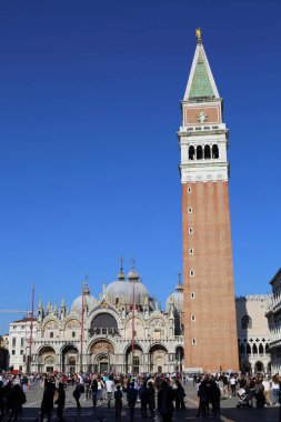 Venedik, Italya-20 Nisan 2019: Venedik St. Mark Campanile Katedrali Kulesi.