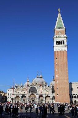 Venedik, Italya-20 Nisan 2019: Venedik St. Mark Campanile Katedrali Kulesi.
