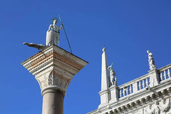 Venecia Veneto Italia Abril 2019 Columna Simbólica Plaza San Marco — Foto de Stock