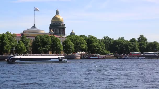 San Petersburg Rusia Junio 2019 Vista Catedral San Isaac Río — Vídeos de Stock