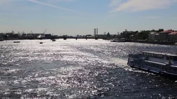 Sint Petersburg Rusland Juni 2019 Zicht Zeehaven Neva Rivier Vanaf — Stockvideo