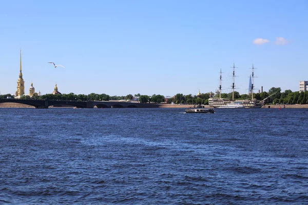 Saint Petersburg Rusya Haziran 2019 Neva Nehri Peter Paul Kalesinin — Stok fotoğraf