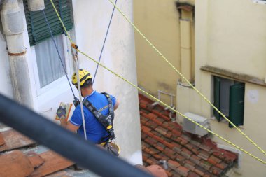 Floransa, İtalya - 24 Nisan, 2019: Floransa, İtalya'da güzel çatı kiremitleri