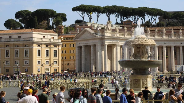 Vatikan Roma Talya Nisan 2019 Turistler Roma Talya Daki Peter — Stok fotoğraf