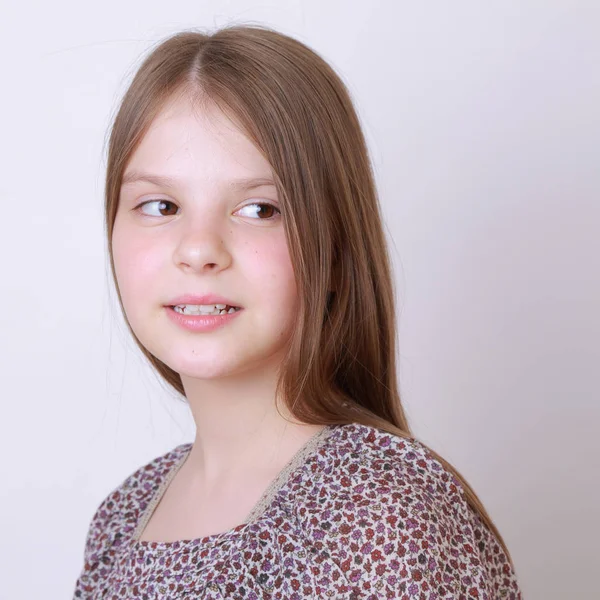 Teenager Mädchen Studio Porträt — Stockfoto