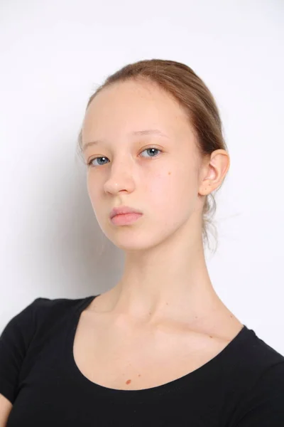 Caucasian Teen Girl Studio Portrait — Stock Photo, Image