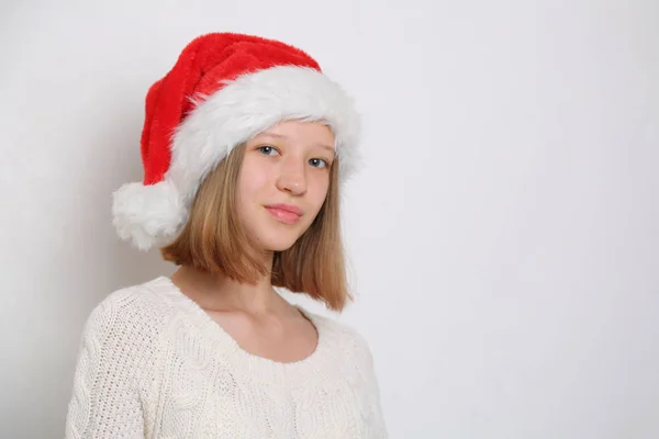 Chapéu Papai Noel Menina Adolescente Tema Natal — Fotografia de Stock