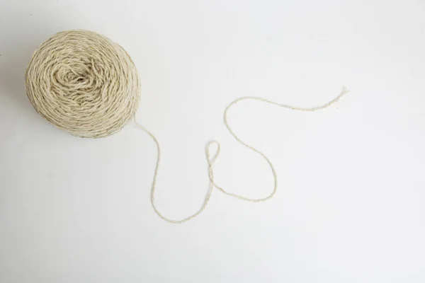 Imagem Estúdio Novelo 100 Cor Marfim Fios Para Tricotar — Fotografia de Stock