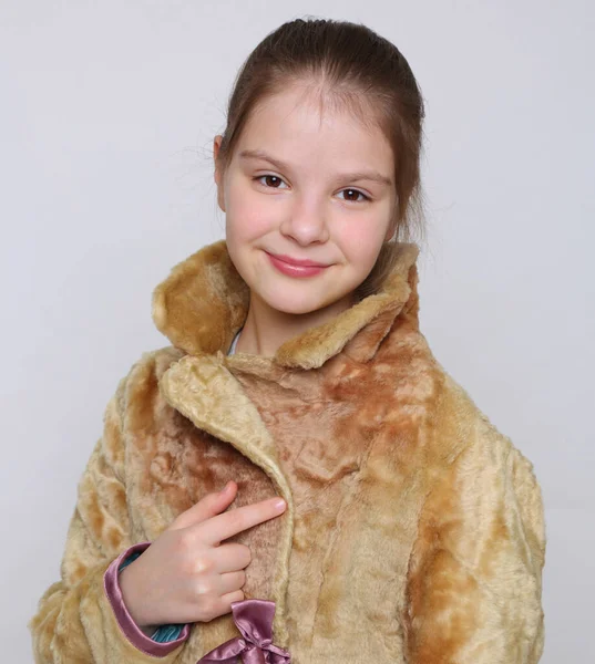 Beautirul Estudio Retrato Europeo Caucásico Adolescente Chica —  Fotos de Stock