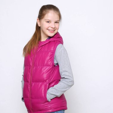 Beautirul studio Avrupa beyaz genç kız portresi