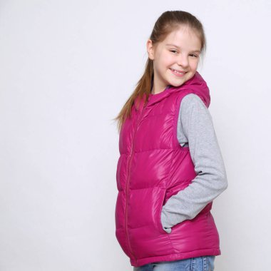 Beautirul studio Avrupa beyaz genç kız portresi