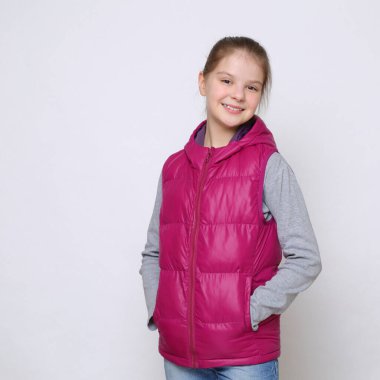 Beautirul studio Avrupa beyaz genç kız portresi