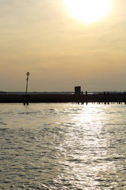 İtalya, Venedik ve Venedik 'te gün batımının açık hava görüntüsü.