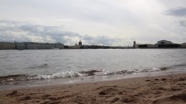 Cityscape ve Neva Nehri, Saint Petersburg, Rusya.