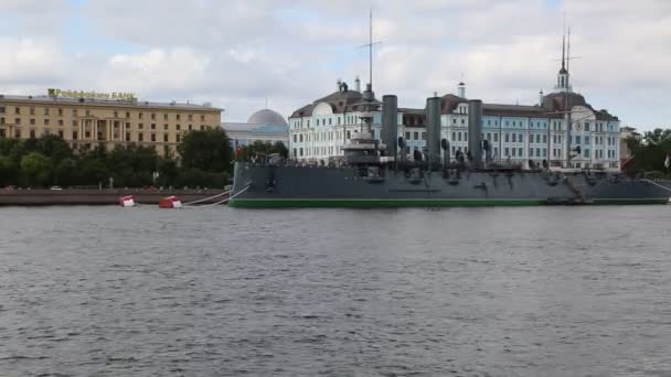 Rusya Nın Saint Petersburg Limanında Rus Kruvazörü Aurora — Stok video