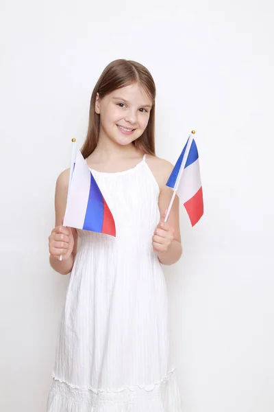 Petite Fille Tenant Des Drapeaux Fédération Russie France — Photo