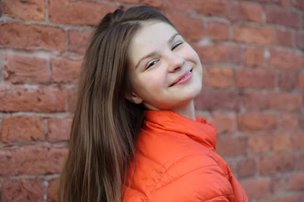 Lovely Girl Posing Red Brick Wall Autumn Time — Stock Photo, Image