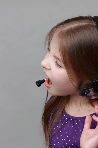 Adorable Caucasian Little Girl Headphone Microphone — Stock Photo, Image