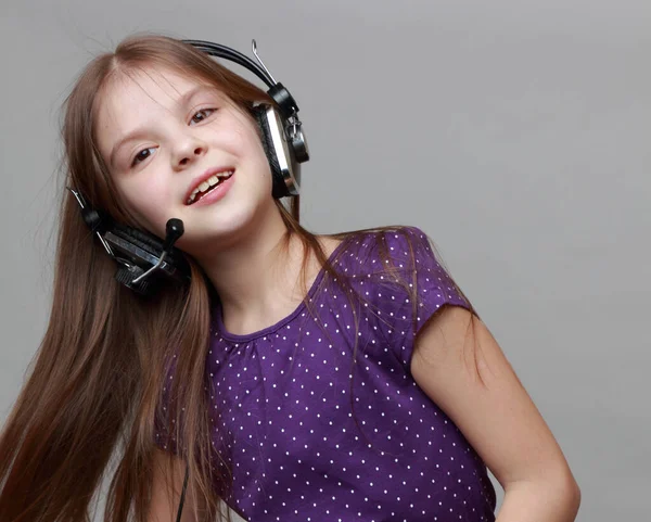 Joyful Kid Listen Music Singing — Stock Photo, Image