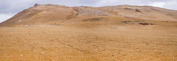 Панорамний Вид Скелі Пустелі Гарячих Джерелах Районі Hverir Ісландії — стокове фото