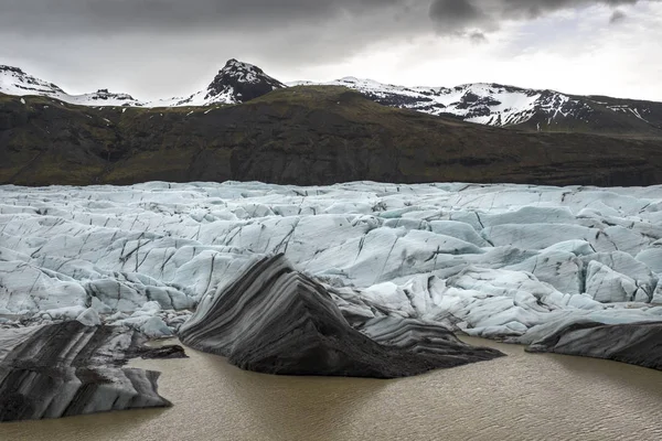 Bir buzul erime içinde Güney İzlanda