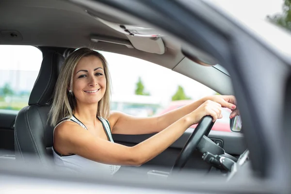 Woman Driving Car Female Driver Wheel Modern Car Looking Happy — Stock Photo, Image