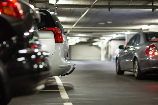 Estacionamento Subterrâneo Garagem Dof Raso Cor Tonificada Imagem — Fotografia de Stock