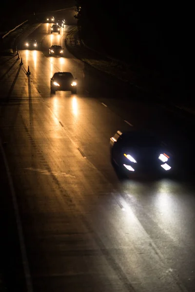 Drukke Snelweg Night Met Auto Van Pendelaars Naar Huis Van — Stockfoto