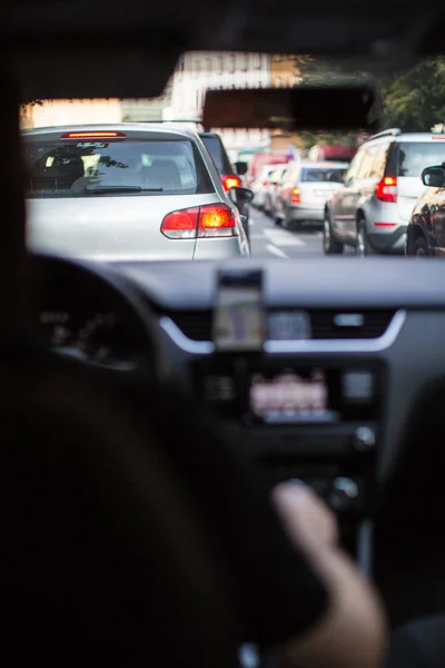 Embarras Dans Une Ville Avec Rangée Voitures Sur Route Pendant — Photo