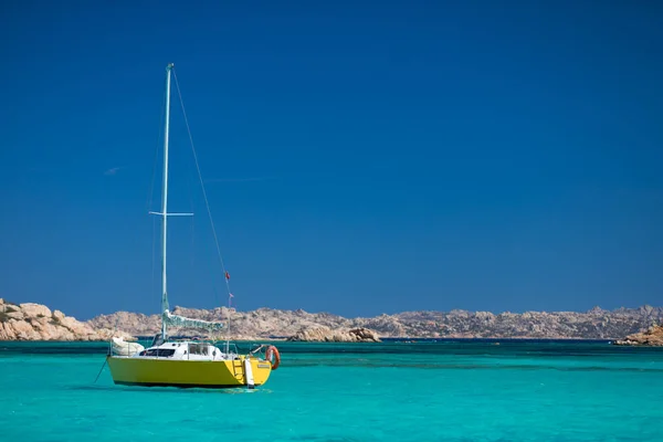 Paysage Pittoresque Île Sardaigne Italie Côte Mer Avec Eau Claire — Photo