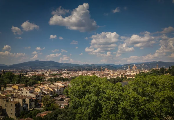 Красиві Флоренції місто горизонт з Флоренс Дуомо — стокове фото