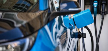 Elektrikli araba şarjı için güç kaynağı