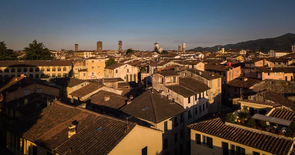 Lucca, Toskana, İtalya'nın havadan görünümü — Stok fotoğraf