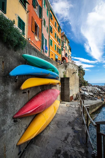 Riomaggiore z Cinque Terre, Itálie-tradiční rybářská vesnička — Stock fotografie