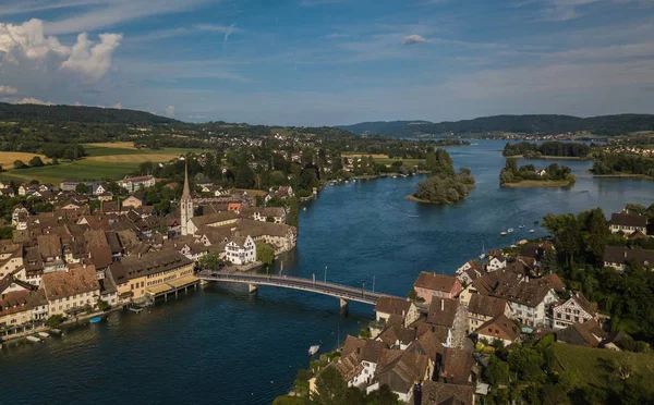 Vista aérea de la ciudad medieval de Stein-Am-Rhein cerca de Shaffhausen —  Fotos de Stock