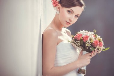 güzel gelin ona düğün gününde