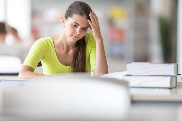 Stressed and fully concentrated female university/highschool stu — Stock Photo, Image
