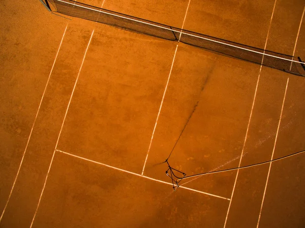 Tenisové Kurty Zavlažují Letecký Pohled Spoustou Kopírovacího Prostoru — Stock fotografie